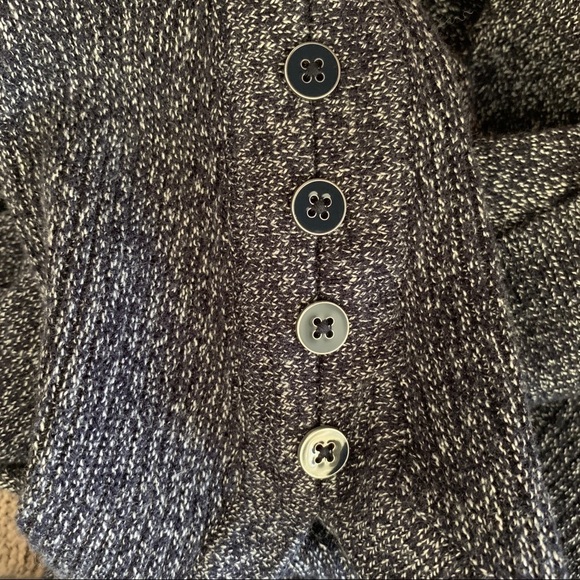 TALBOTS Women’s Blue Boat Neck Button Shoulder Sweater Size Petite Medium PM MP - Picture 5 of 7